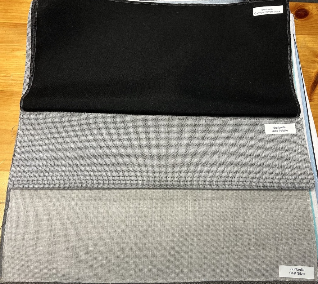 DSF262c * Loveseat w/Cushions, Stratford Collection