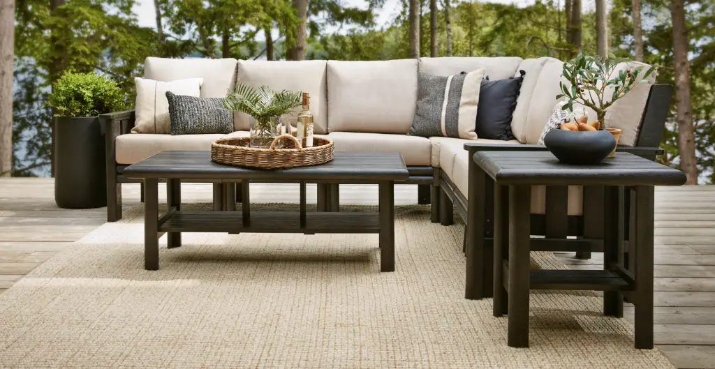 DSS.S90L * 90 Large Sectional, Stratford Collection