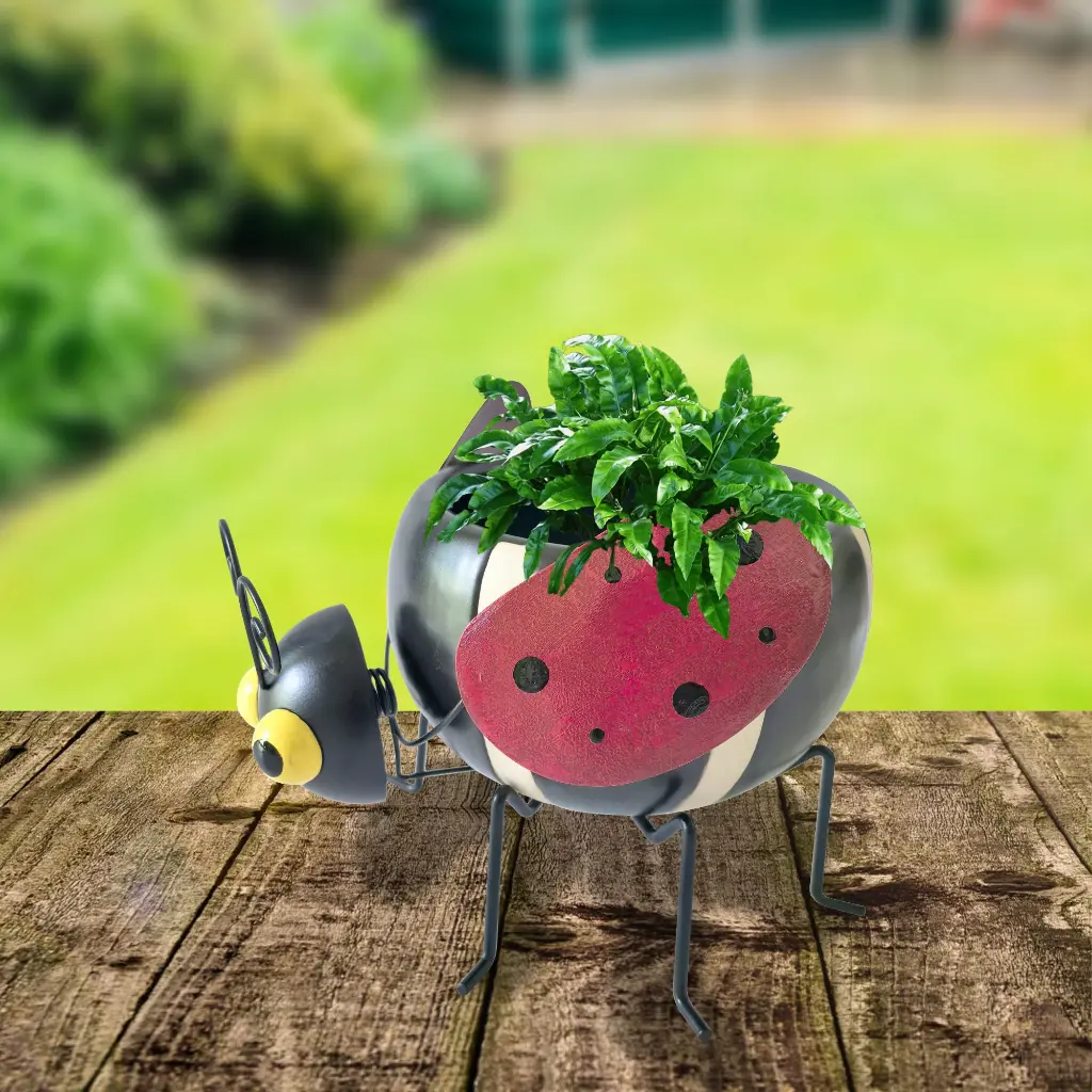 GW * Lounging Ladybug Planter