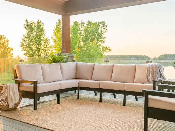 DSS.T90S * 90 Small Sectional, Tofino Collection