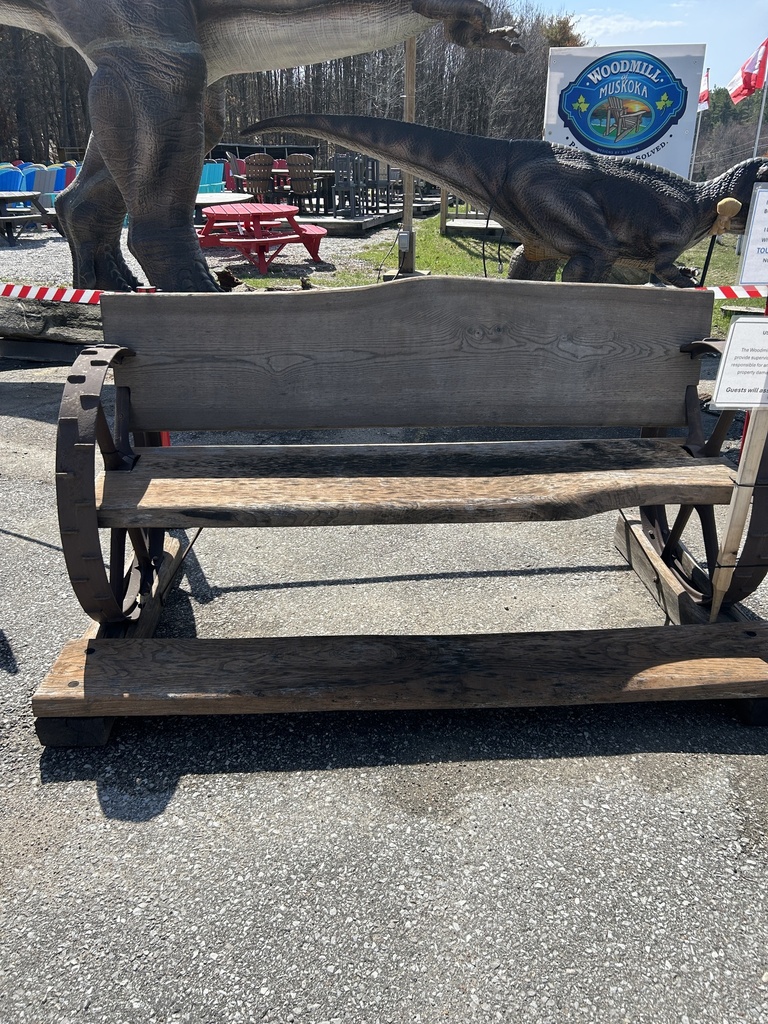 Hot Buy * Hemlock Wood Wagon Wheel Bench 