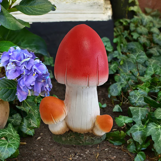 GW * Red Mushroom with Small Mushroom