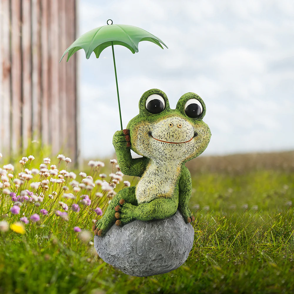 GW * Happy Frog is Ready for the Rain